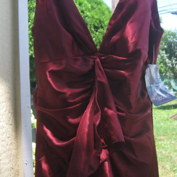 VINTAGE w/ Tag RAMPAGE Burgundy Ruffle Formal Evening Gown 3 *Needs Zipper Pull* - Picture 13 of 16